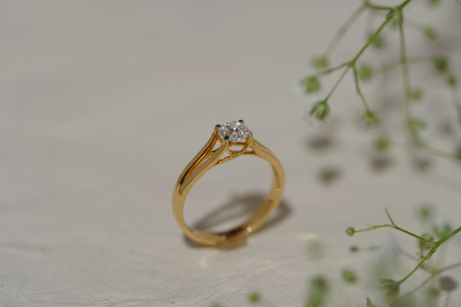 Diamond Ring — alternate view